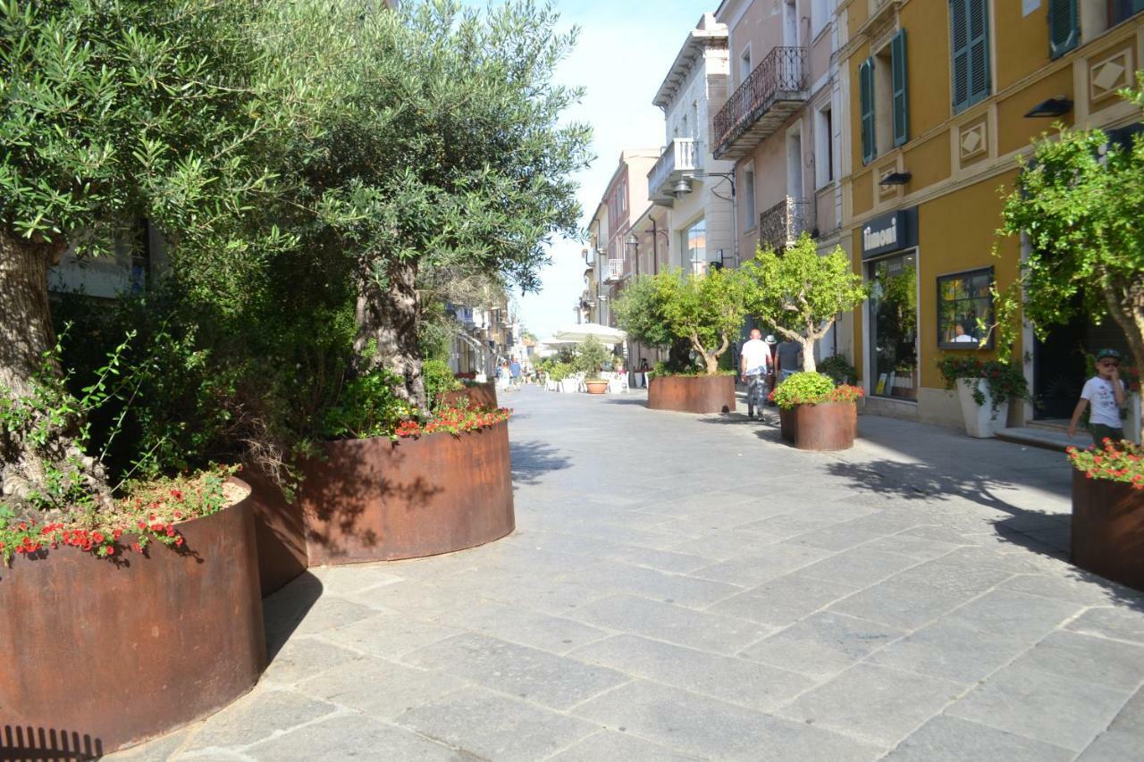 Domo'E Sorres Hotel Olbia Buitenkant foto